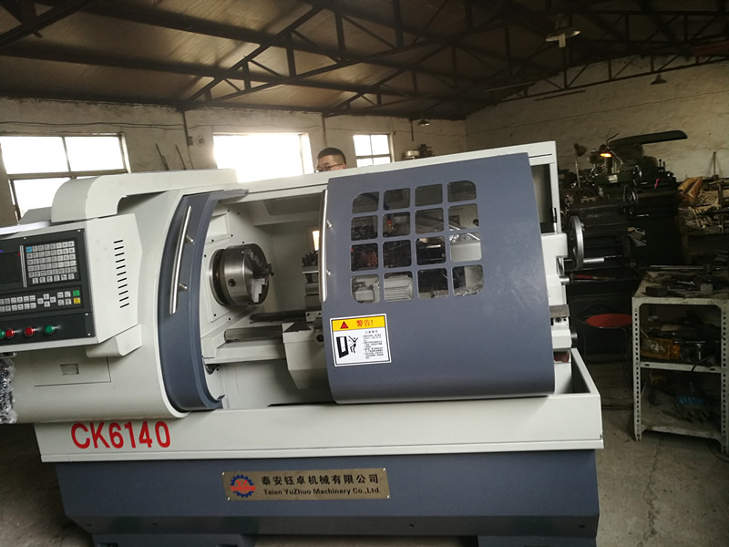 山東數(shù)控車床生產廠家  鈺卓機械與濟南華山客戶試訂單安裝調試完成